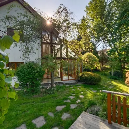 Dom Pod Lesom V Borinke Tatil Evi Stupava